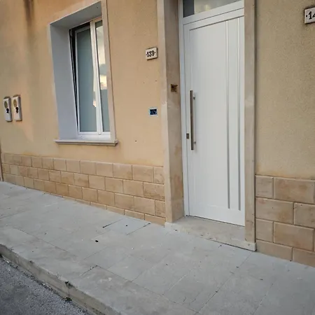 Holiday home Niria *